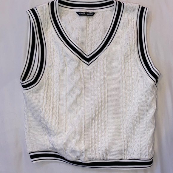 Shein sweater vest - Picture 1 of 2